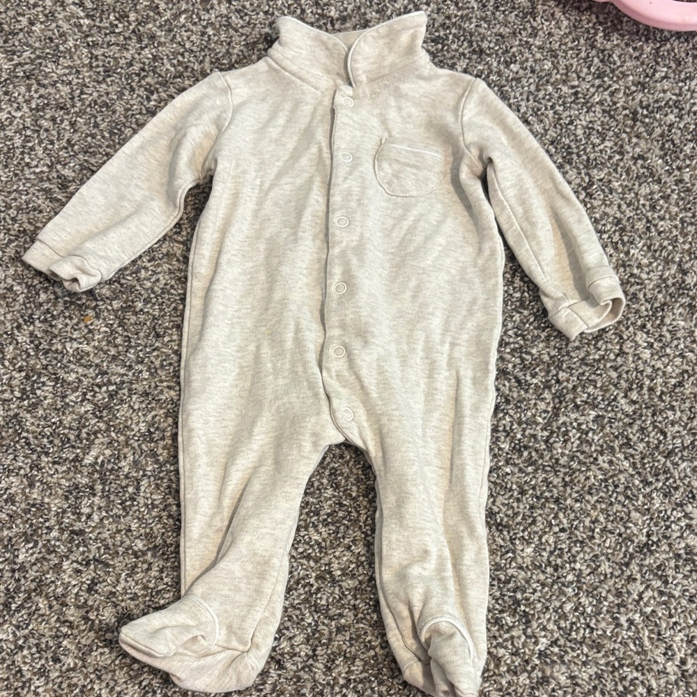 Edgehill Collection Cream Beige Footed One-Piece Sleeper